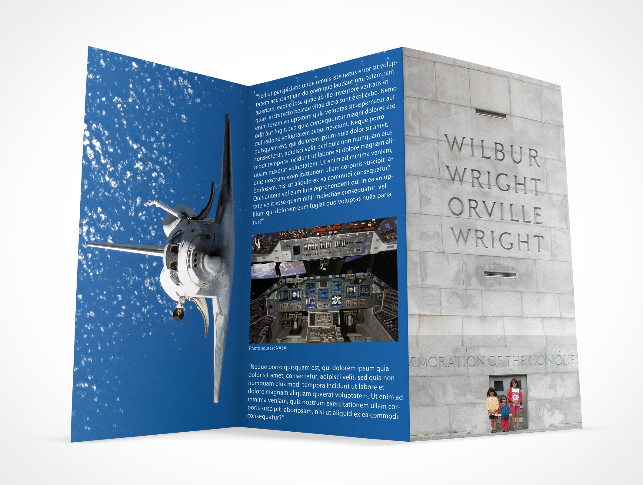 Tri-Fold Brochure Mockup 5r3